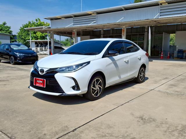 Toyota Yaris Ativ 1.2 Premium